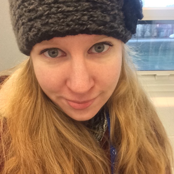 Meet your Posher, Mackenzie - Picture 1 of 1